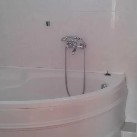Holiday home Gyoengy-haz Oenallo Nyaralo Szolosgyorok